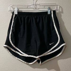 Black Nike shorts